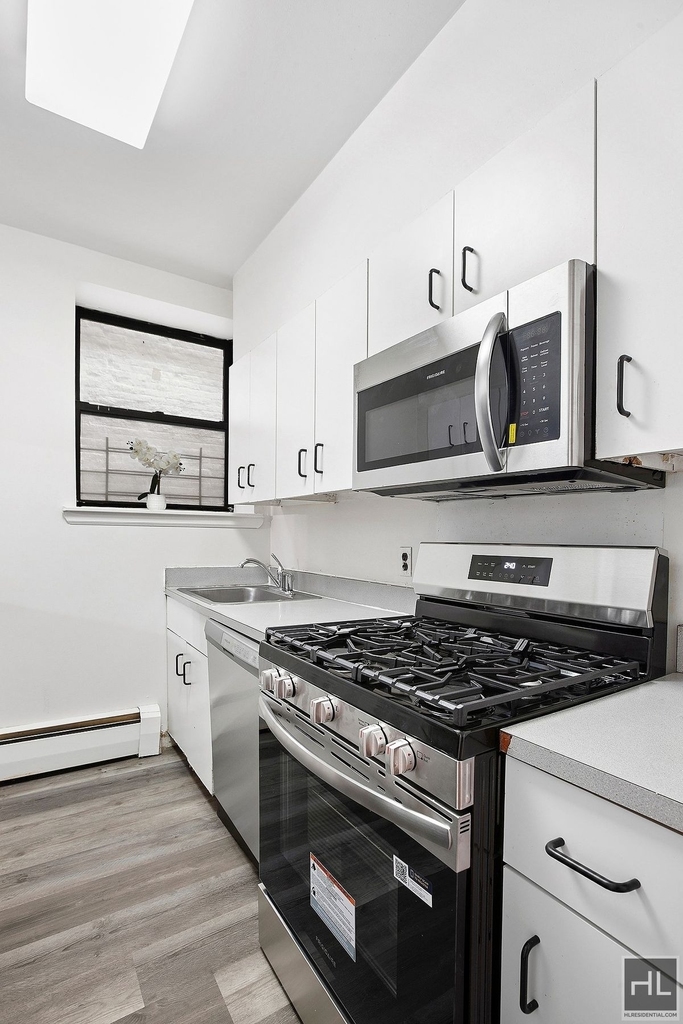 66-72 St Nicholas Avenue - Photo 4