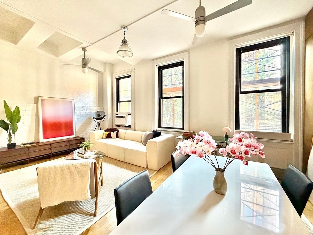 250 Mercer Street - Photo 1