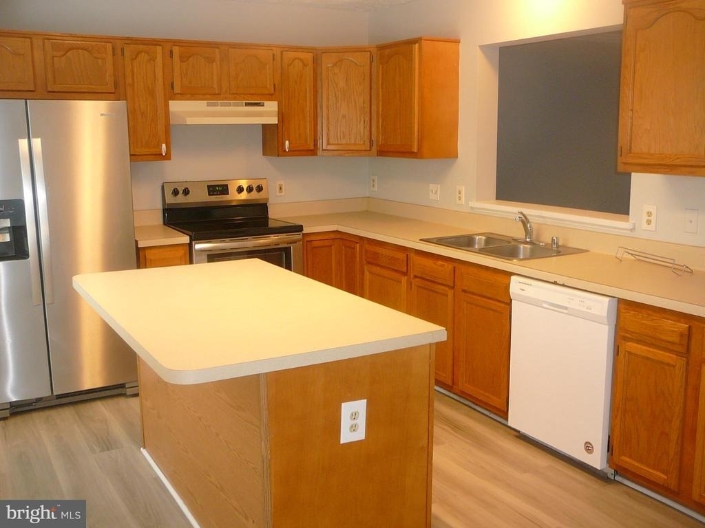 406 Park Cove Drive - Photo 3