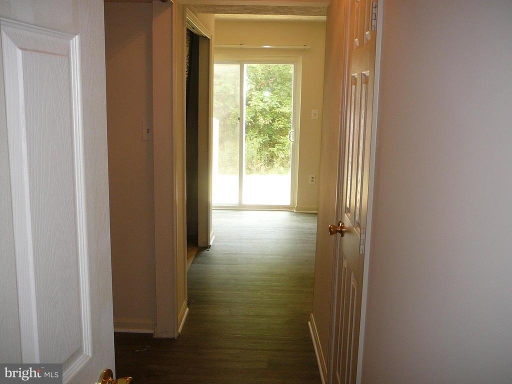 406 Park Cove Drive - Photo 4