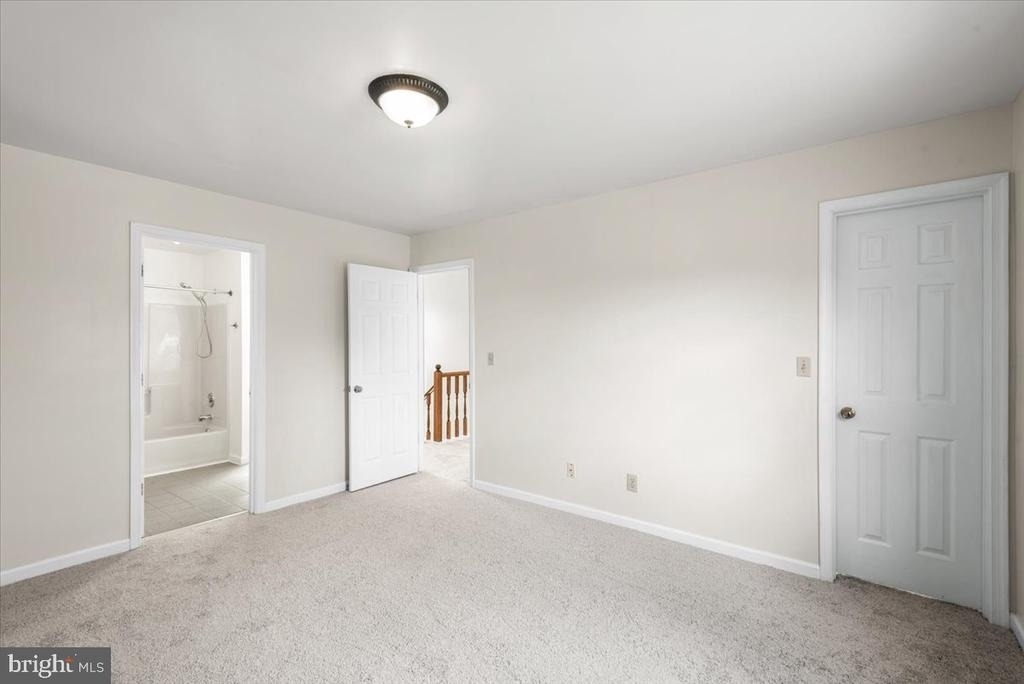 10704 Live Oak Court - Photo 13