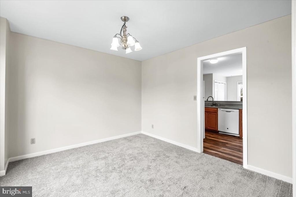 10704 Live Oak Court - Photo 6