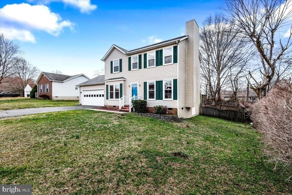 10704 Live Oak Court - Photo 1