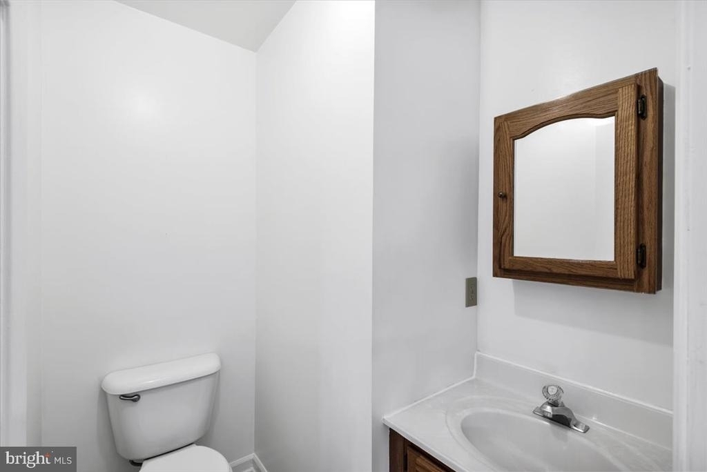 10704 Live Oak Court - Photo 12