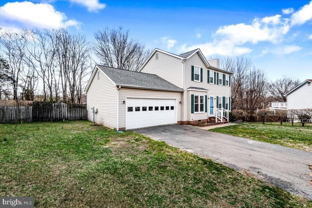 10704 Live Oak Court - Photo 2