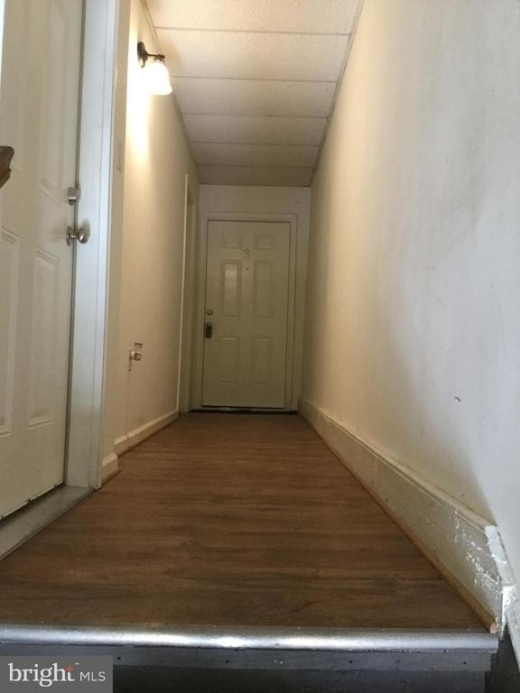 190 W King Street - Photo 2