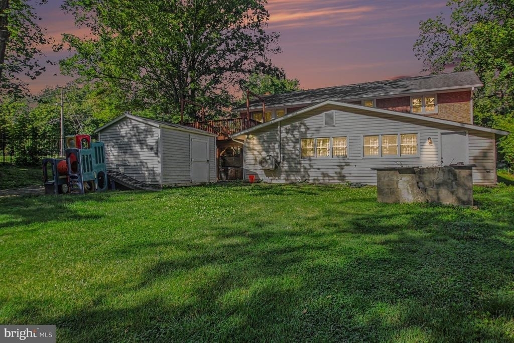 7409 Lake Drive - Photo 22