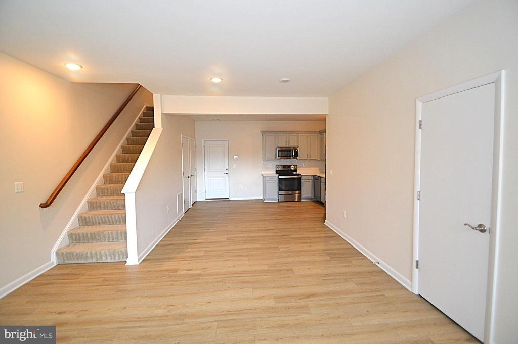 20508 Milbridge Terrace - Photo 2