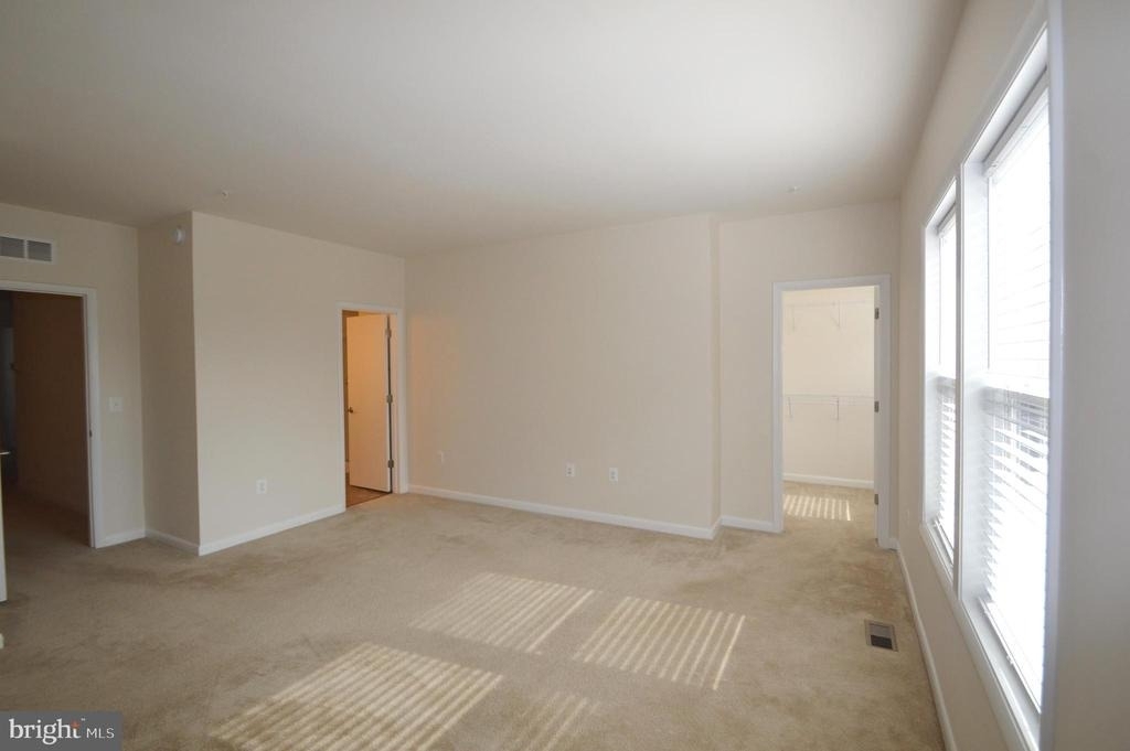 20508 Milbridge Terrace - Photo 21