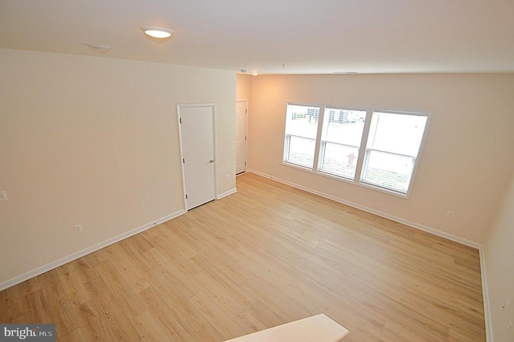 20508 Milbridge Terrace - Photo 17