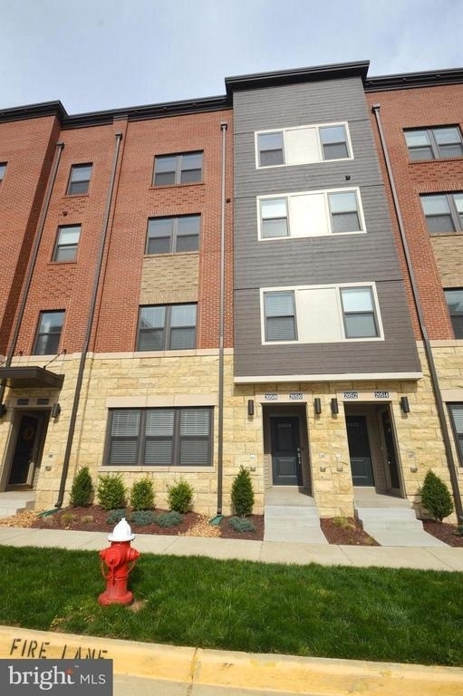 20508 Milbridge Terrace - Photo 0