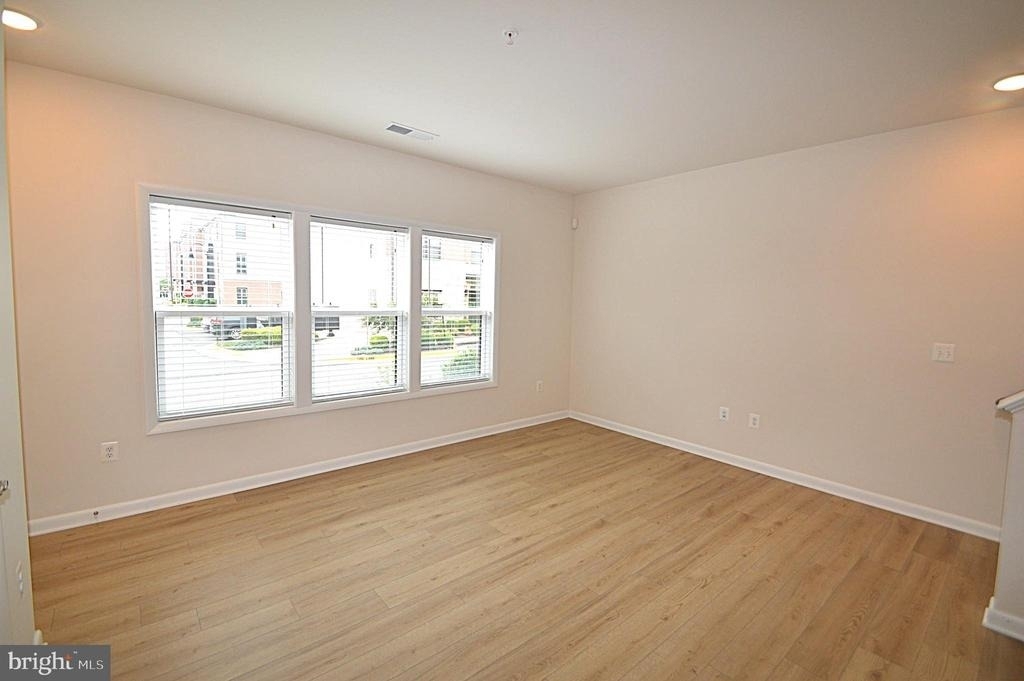 20508 Milbridge Terrace - Photo 6