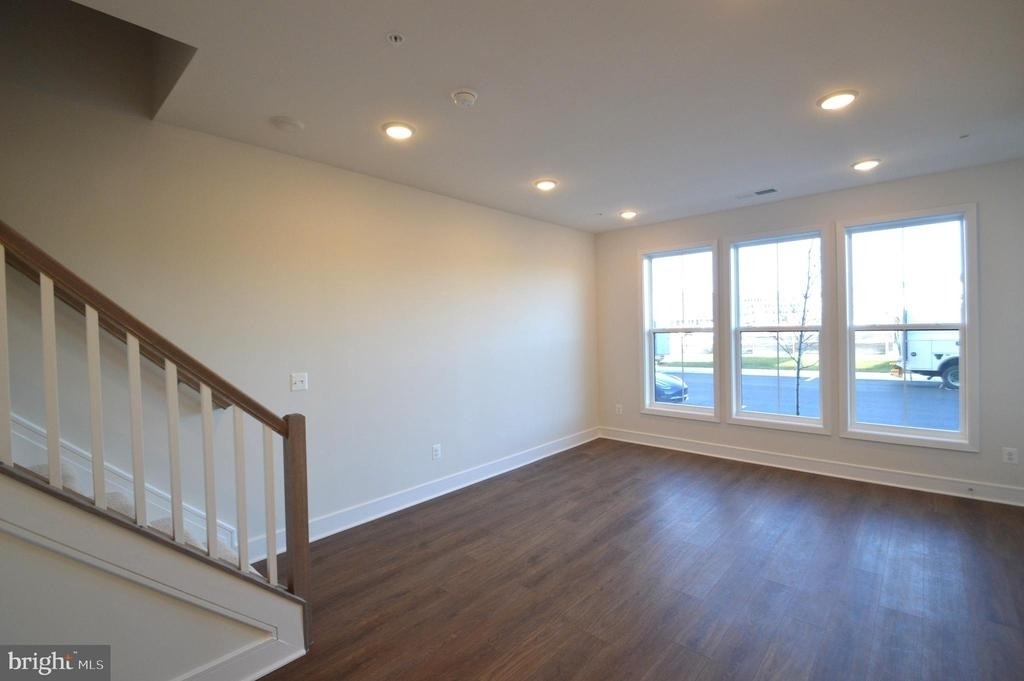 21838 Beckhorn Station Terrace - Photo 3