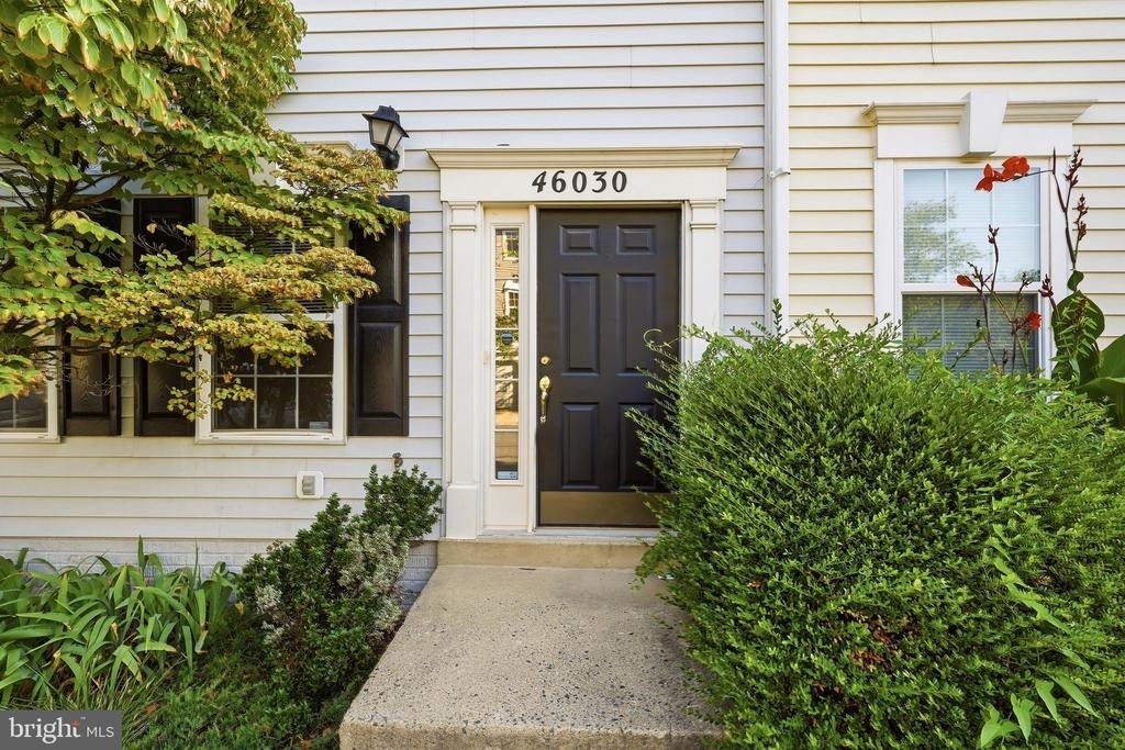 46030 Bayswater Terrace - Photo 1