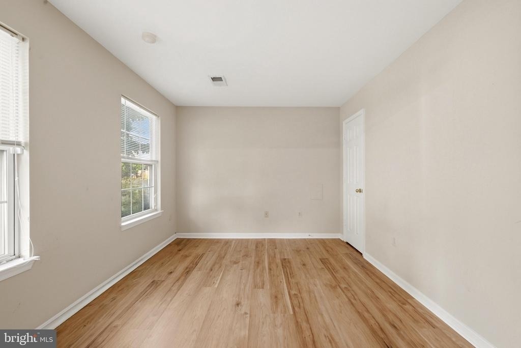 46030 Bayswater Terrace - Photo 3