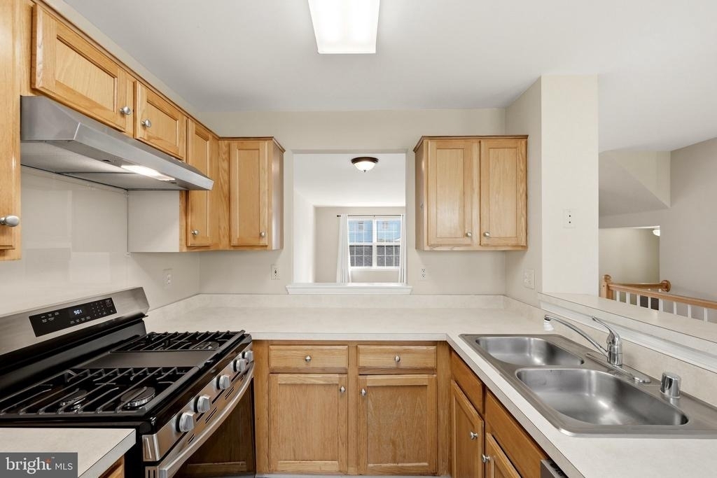 46030 Bayswater Terrace - Photo 14