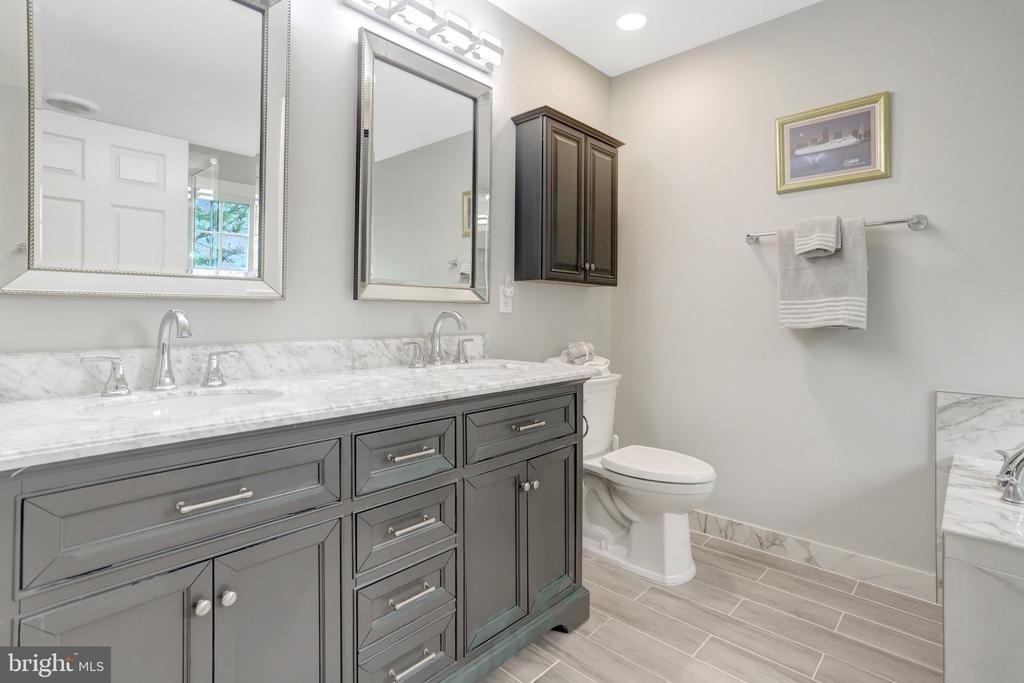 4694 Helen Winter Terrace - Photo 24