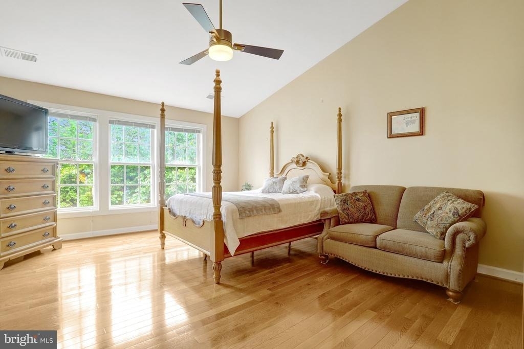 4694 Helen Winter Terrace - Photo 22