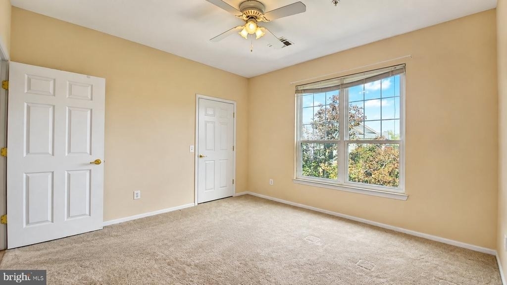 1521 Spring Gate Drive - Photo 12