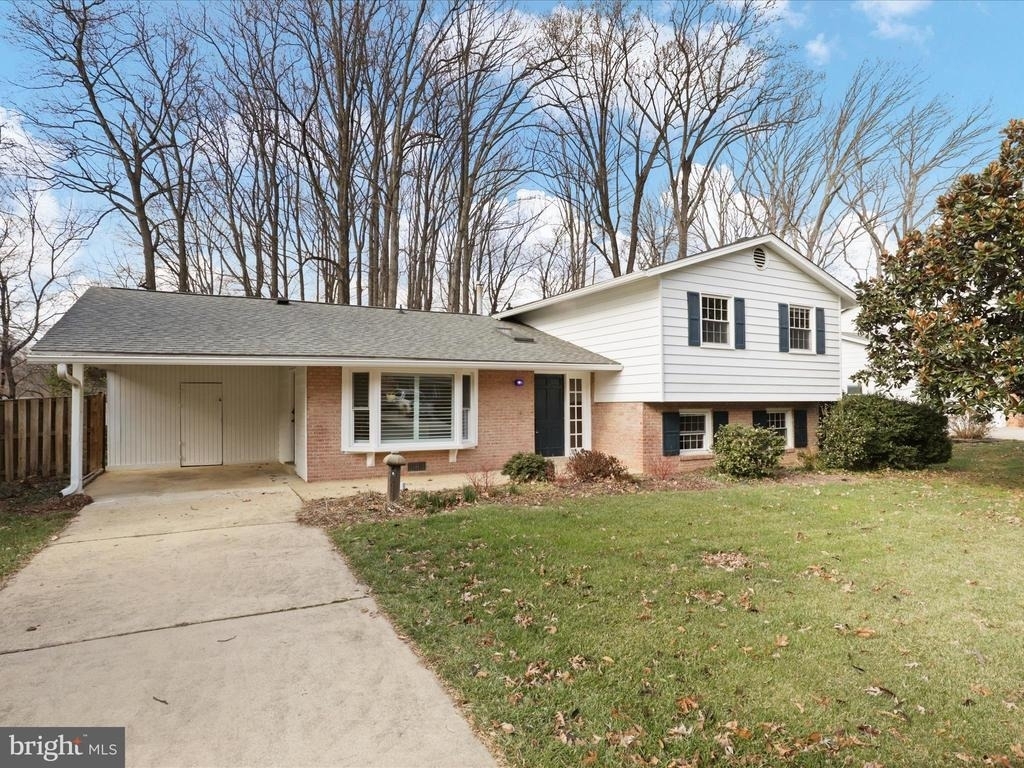 5200 Holden Street - Photo 2