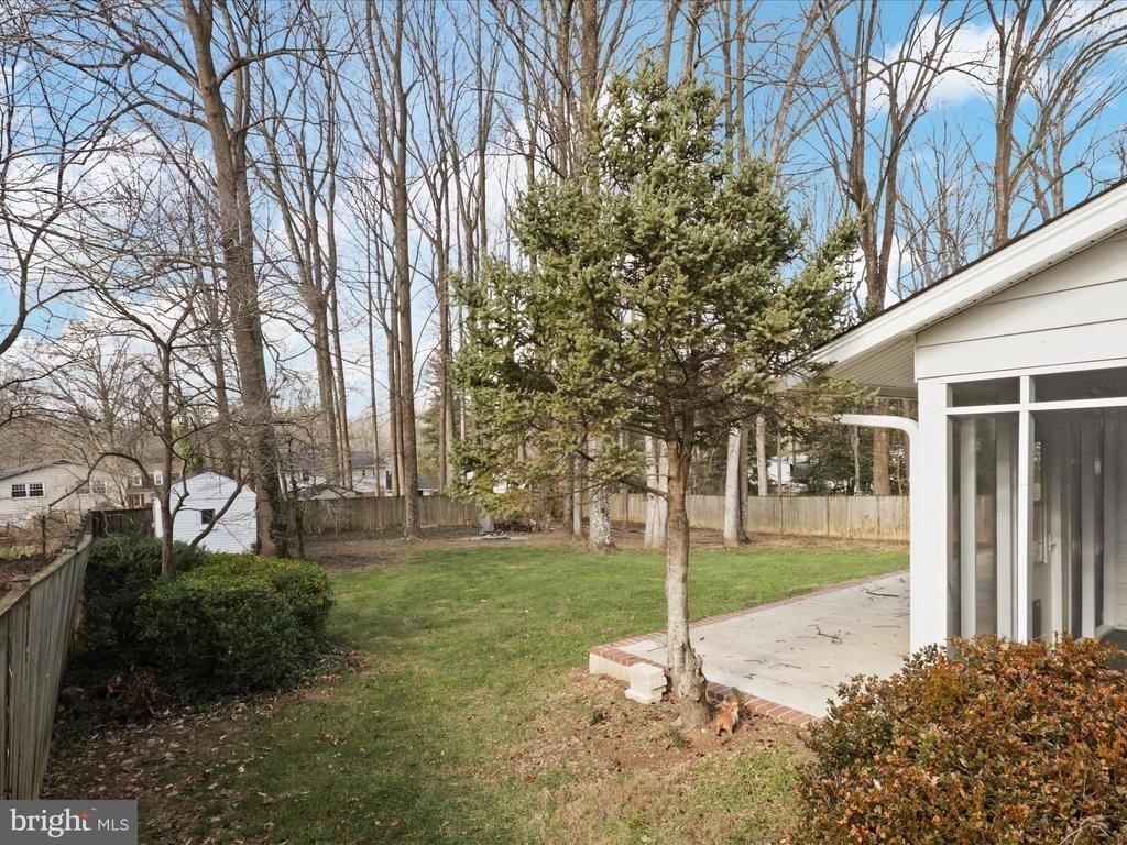 5200 Holden Street - Photo 38