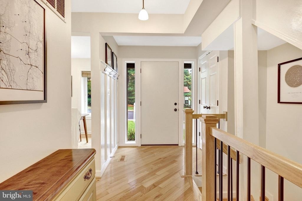 2184 Glencourse Lane - Photo 2
