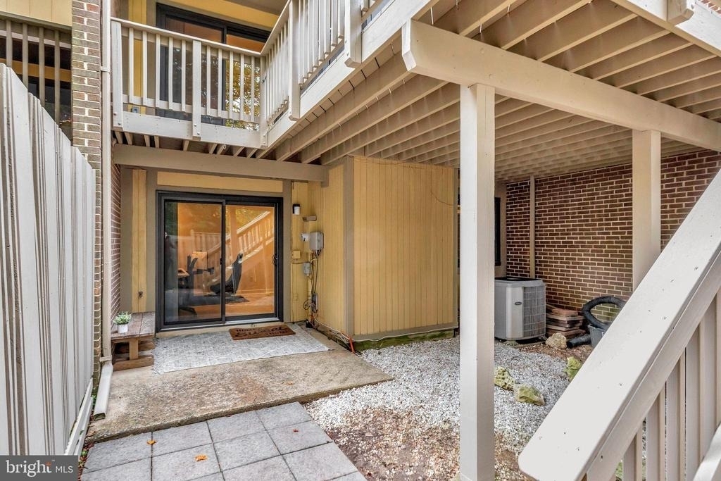 2184 Glencourse Lane - Photo 29