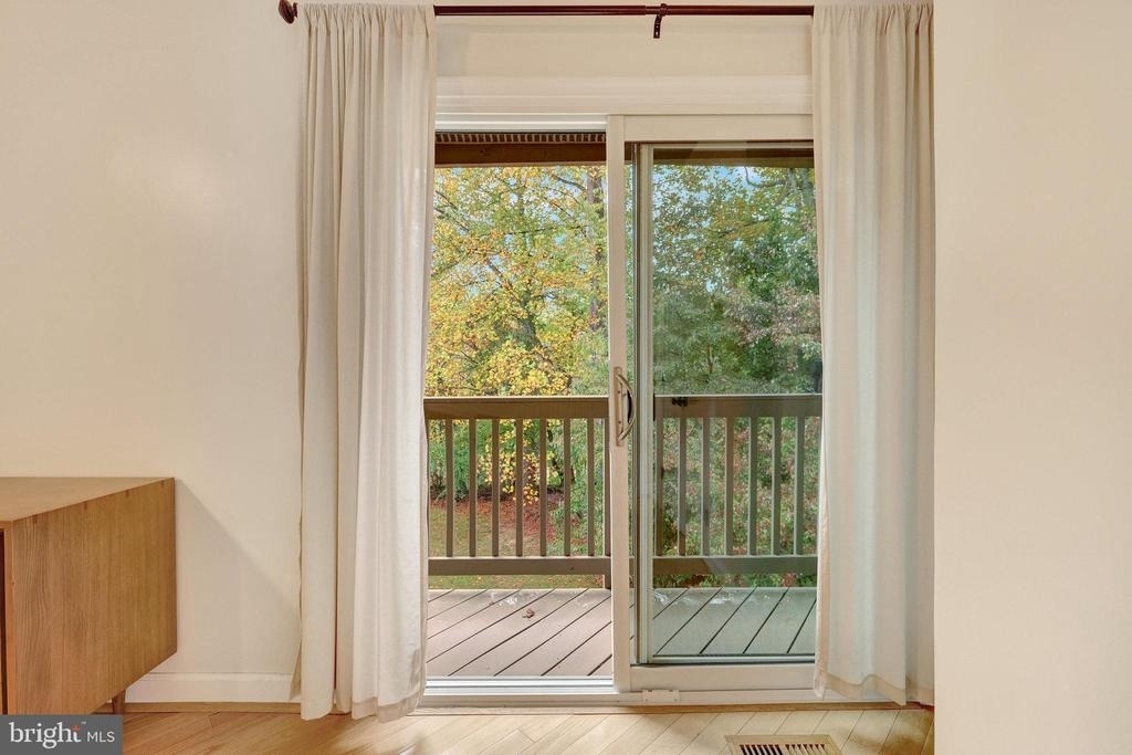 2184 Glencourse Lane - Photo 10