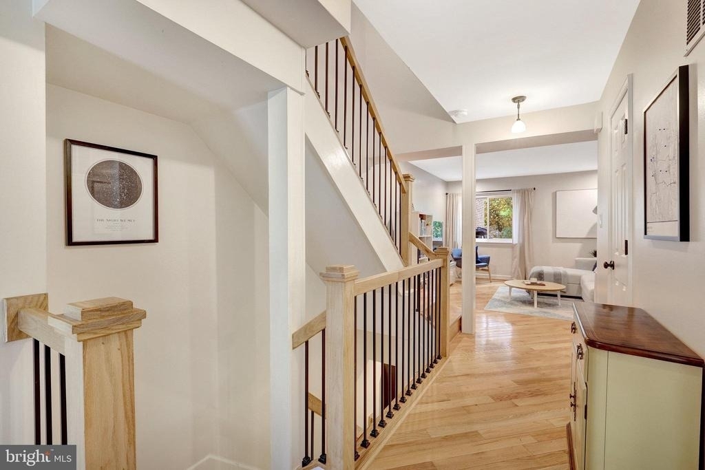 2184 Glencourse Lane - Photo 1