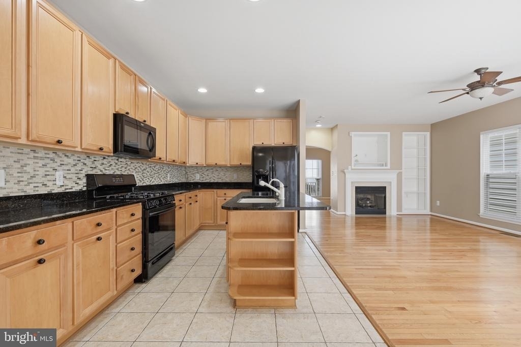 9135 Stonegarden Drive - Photo 11