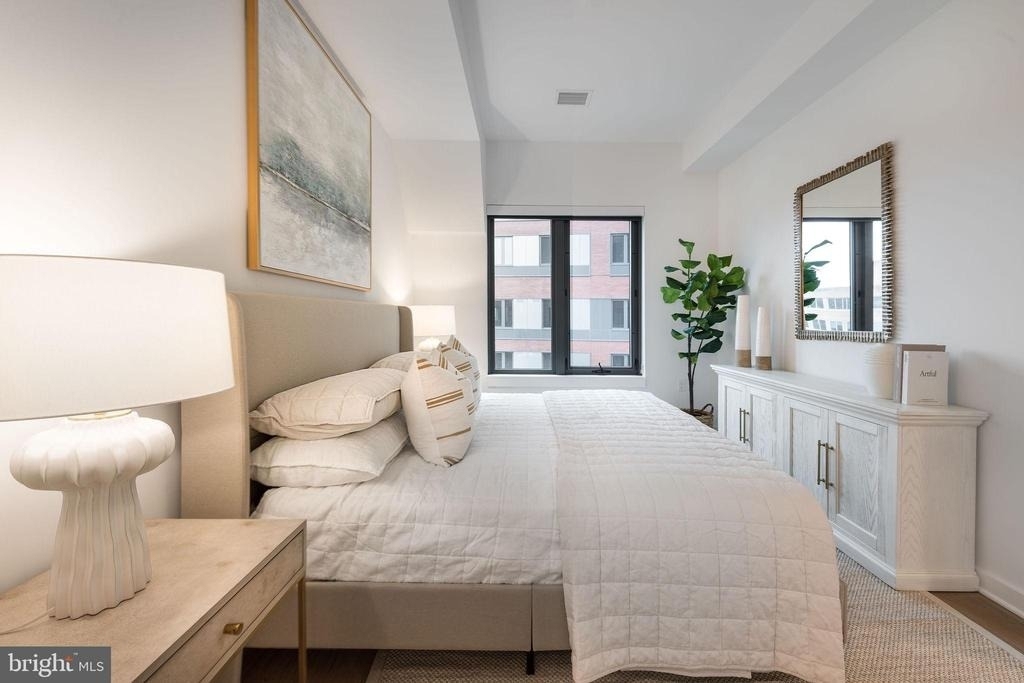 1055 N Fairfax Street - Photo 11