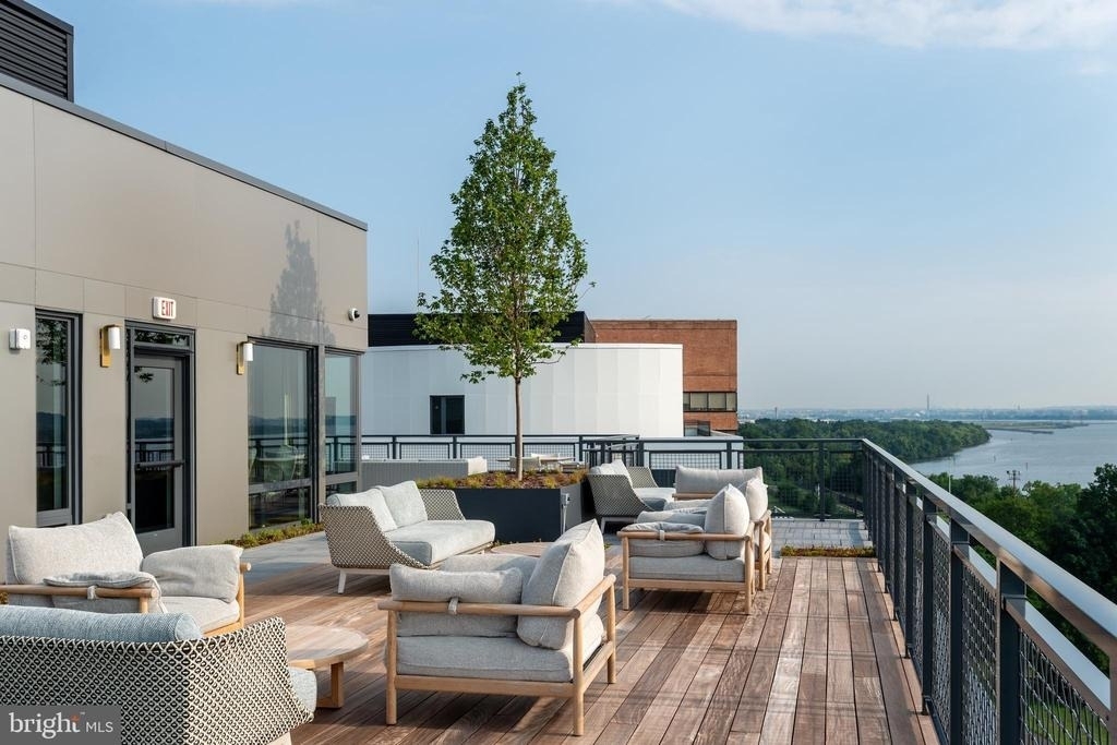 1055 N Fairfax Street - Photo 49