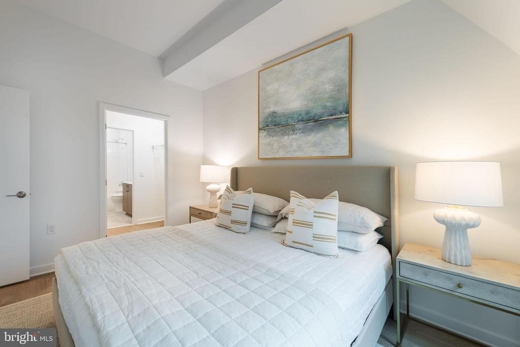 1055 N Fairfax Street - Photo 12