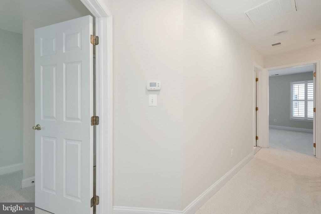 9 Franklin Street - Photo 17