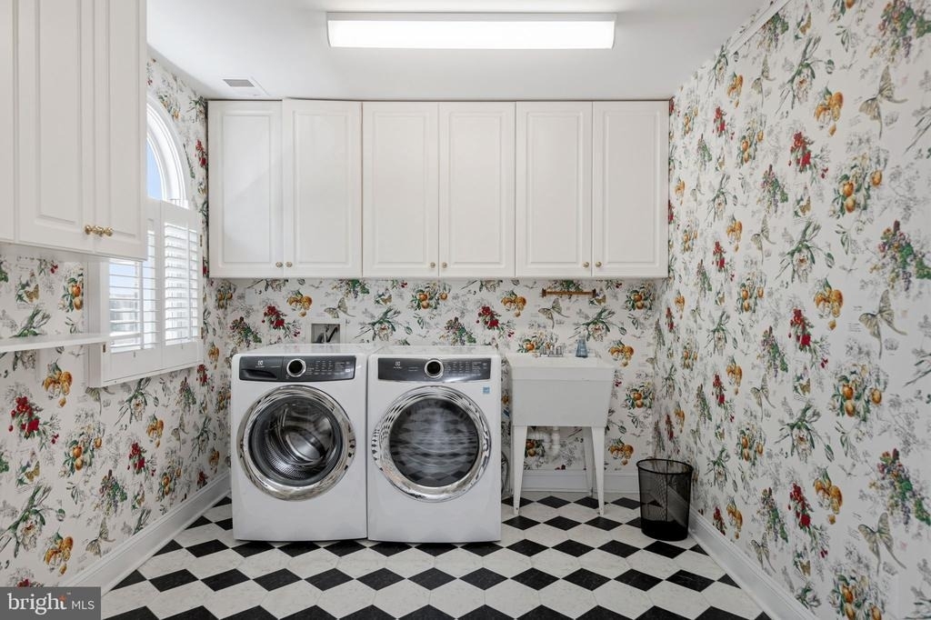 9 Franklin Street - Photo 34
