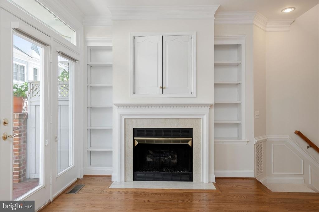 9 Franklin Street - Photo 14