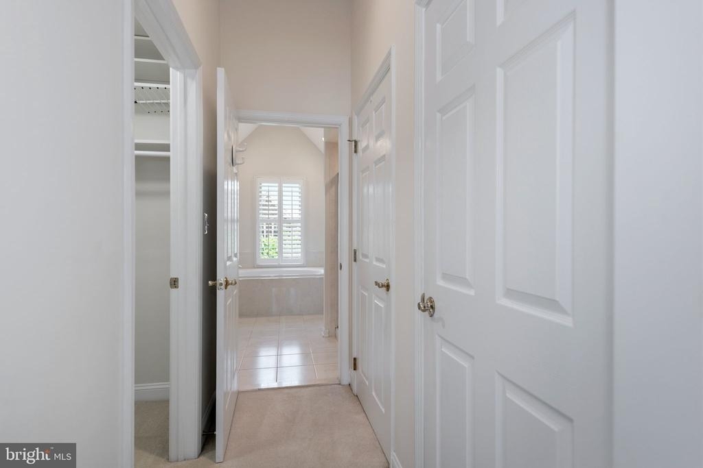 9 Franklin Street - Photo 27