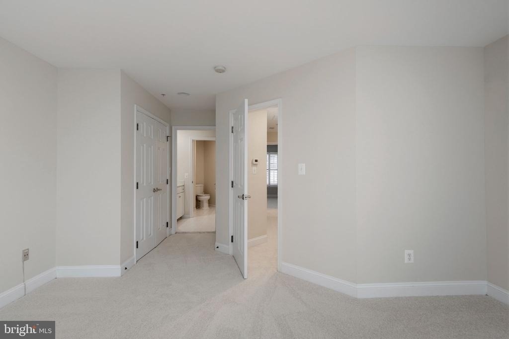 9 Franklin Street - Photo 21