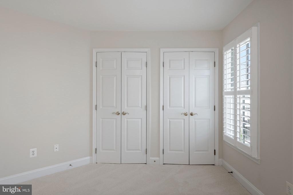 9 Franklin Street - Photo 19