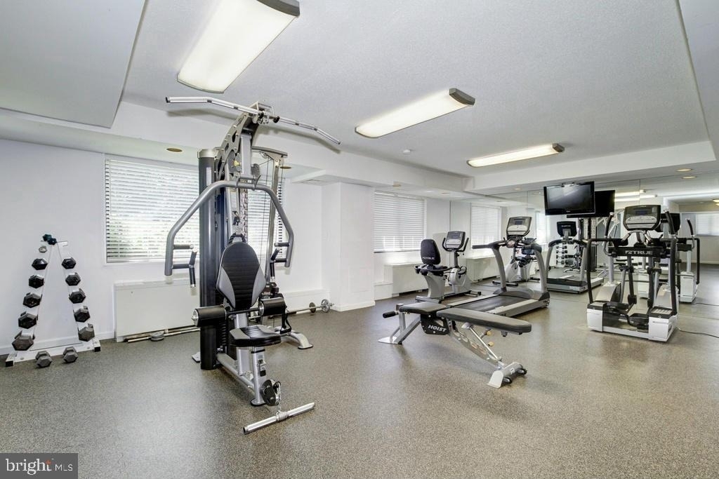 3515 Washington Boulevard - Photo 9