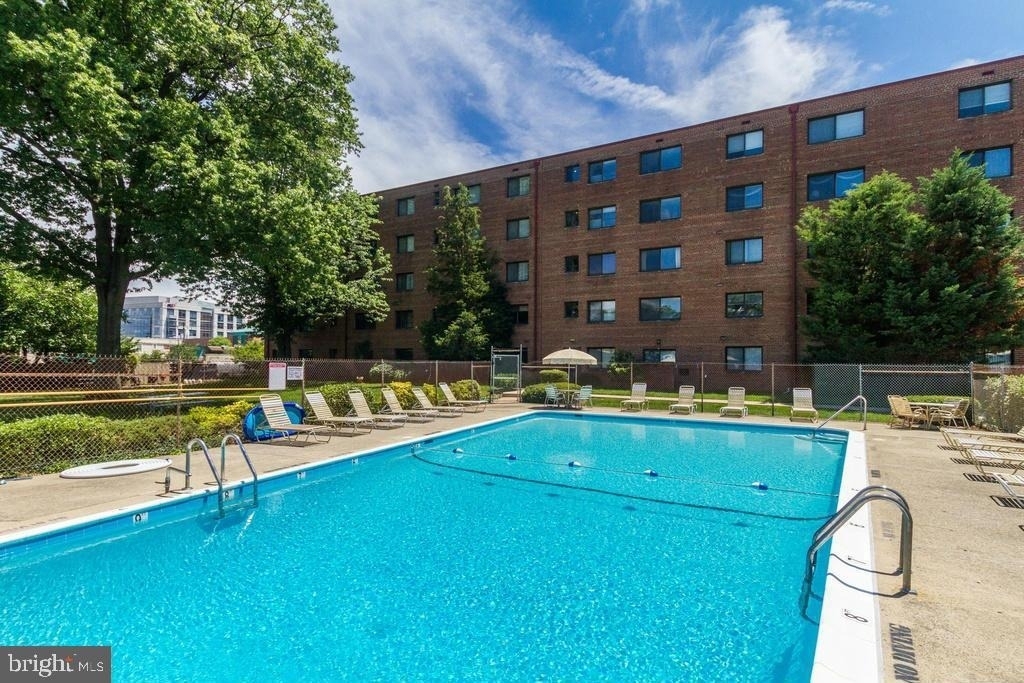 3515 Washington Boulevard - Photo 11