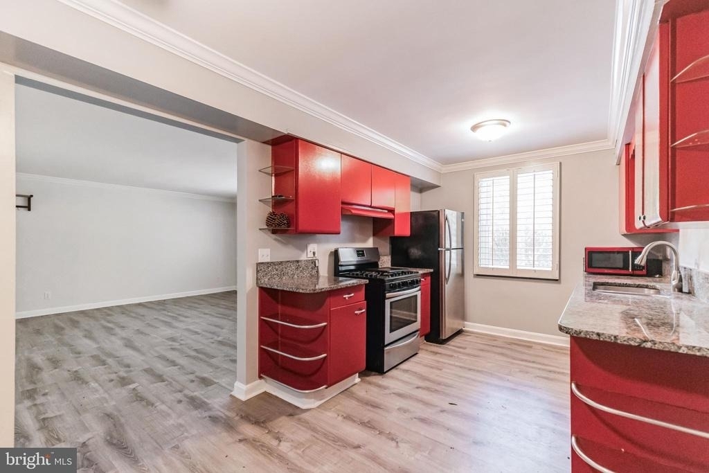 4225 N Henderson Road - Photo 6