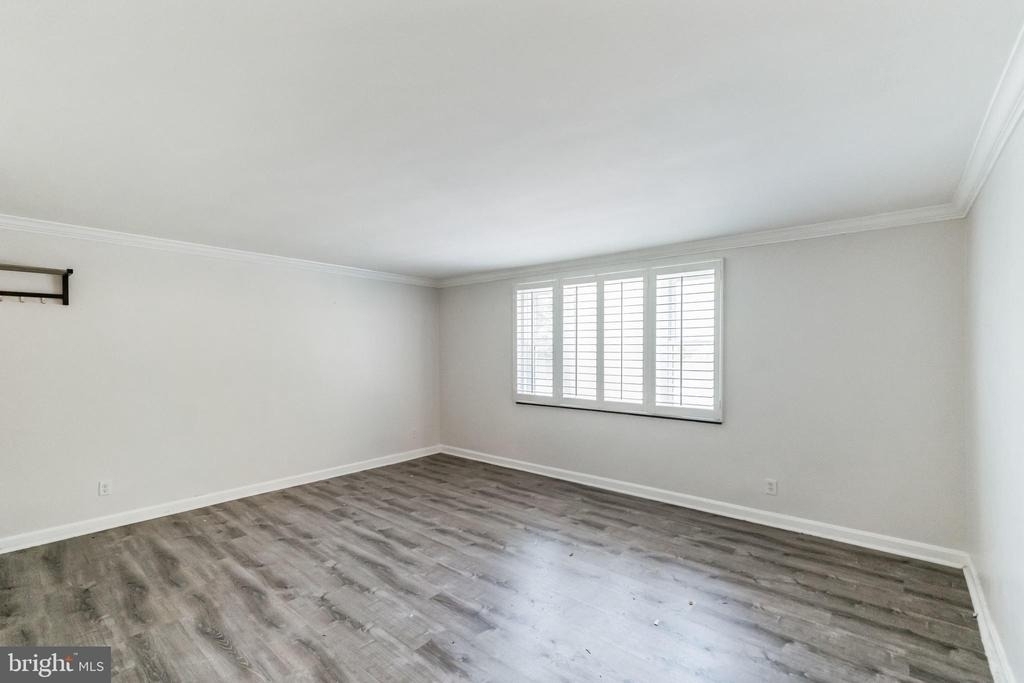 4225 N Henderson Road - Photo 18