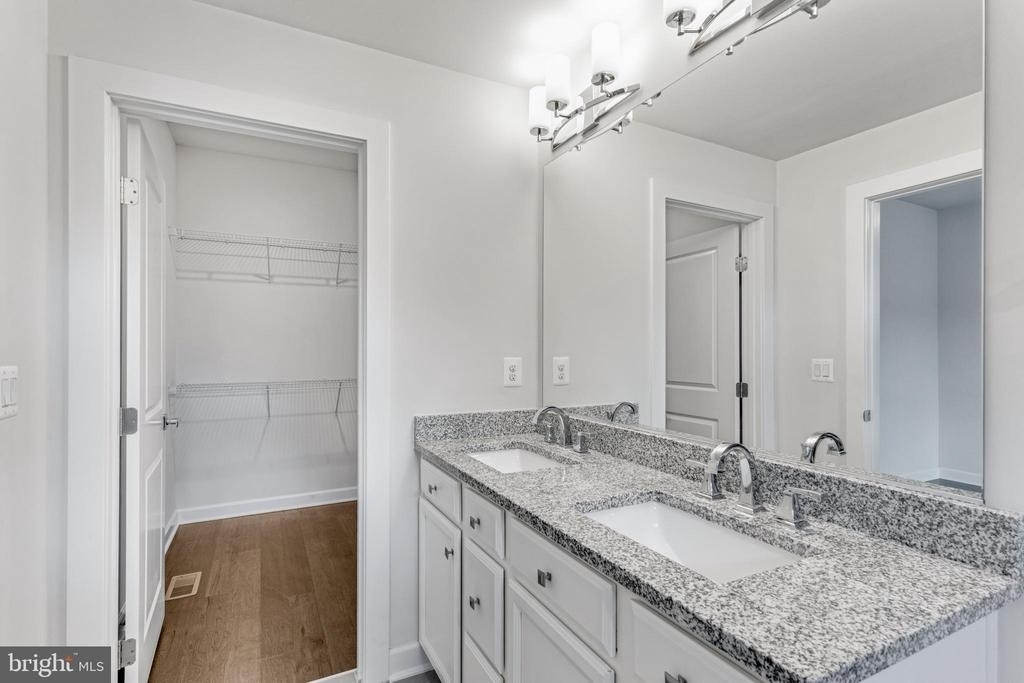 5701 11th Street N - Photo 27