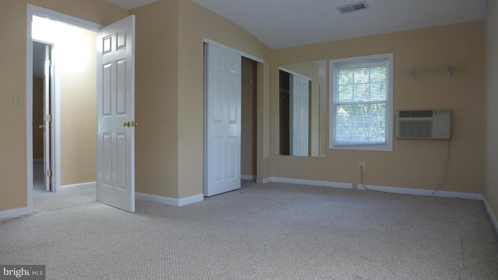 4724 7th Road N - Photo 3