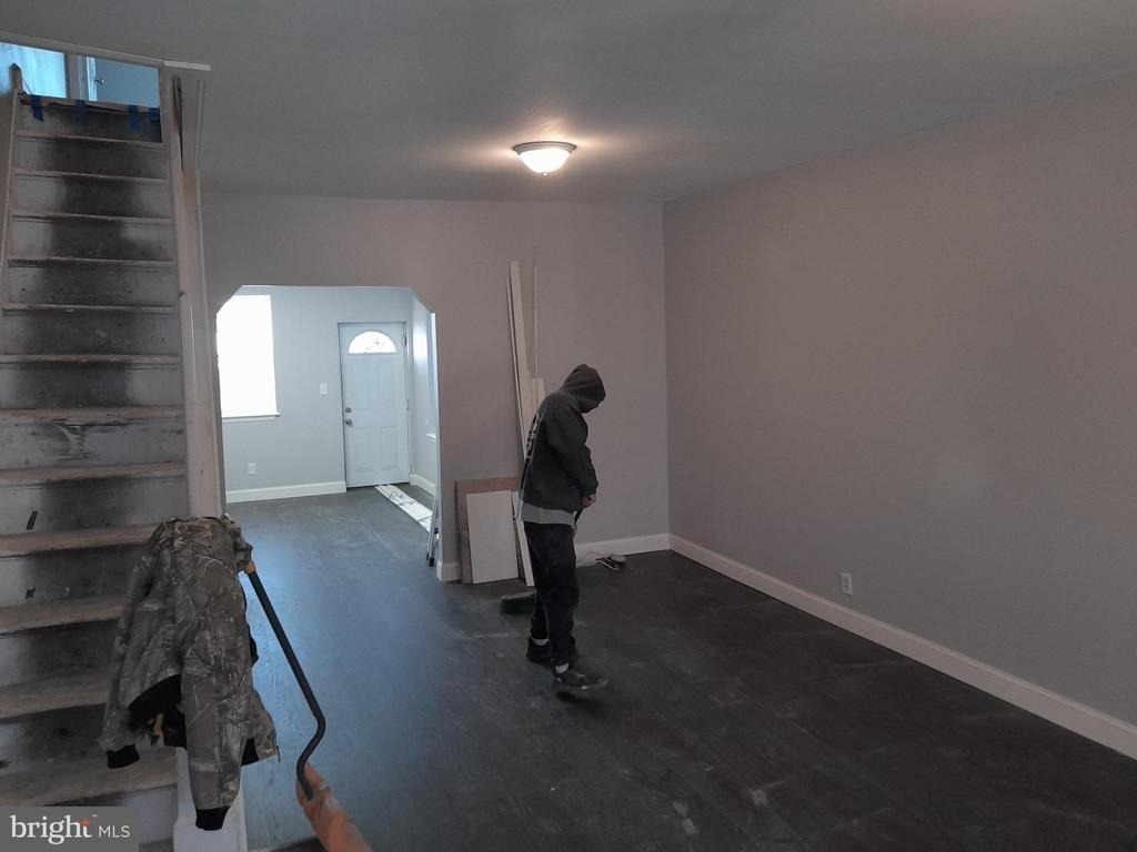 3030 Clifford Street - Photo 3