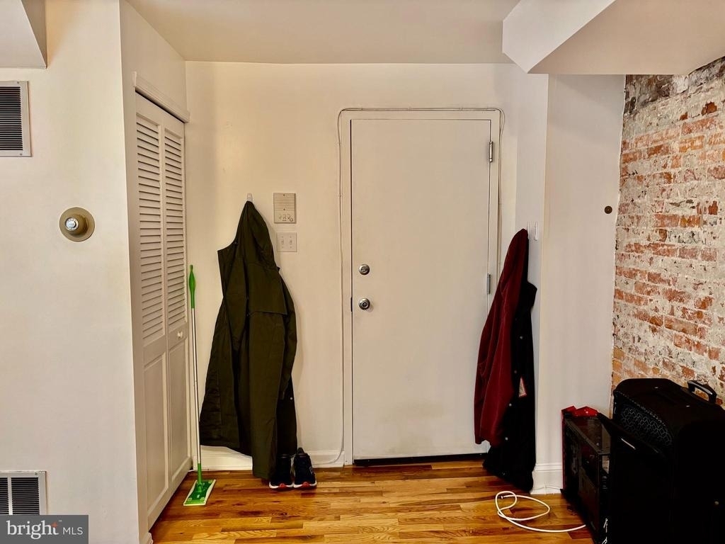 322 S 12th Street - Photo 1