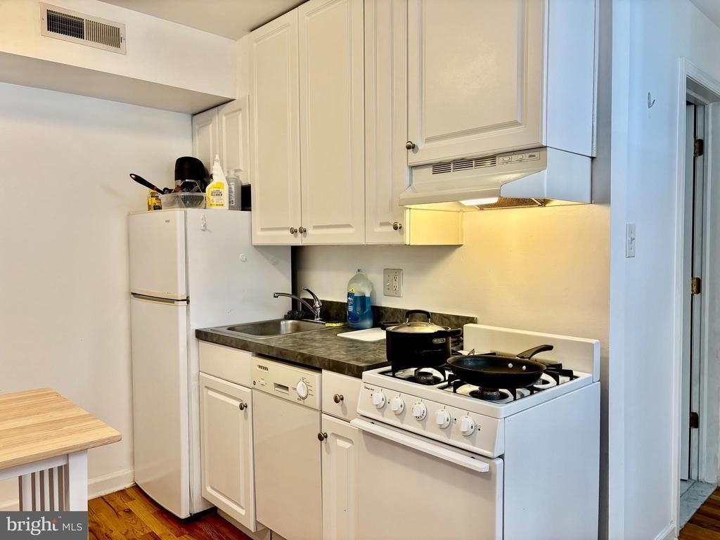 322 S 12th Street - Photo 3