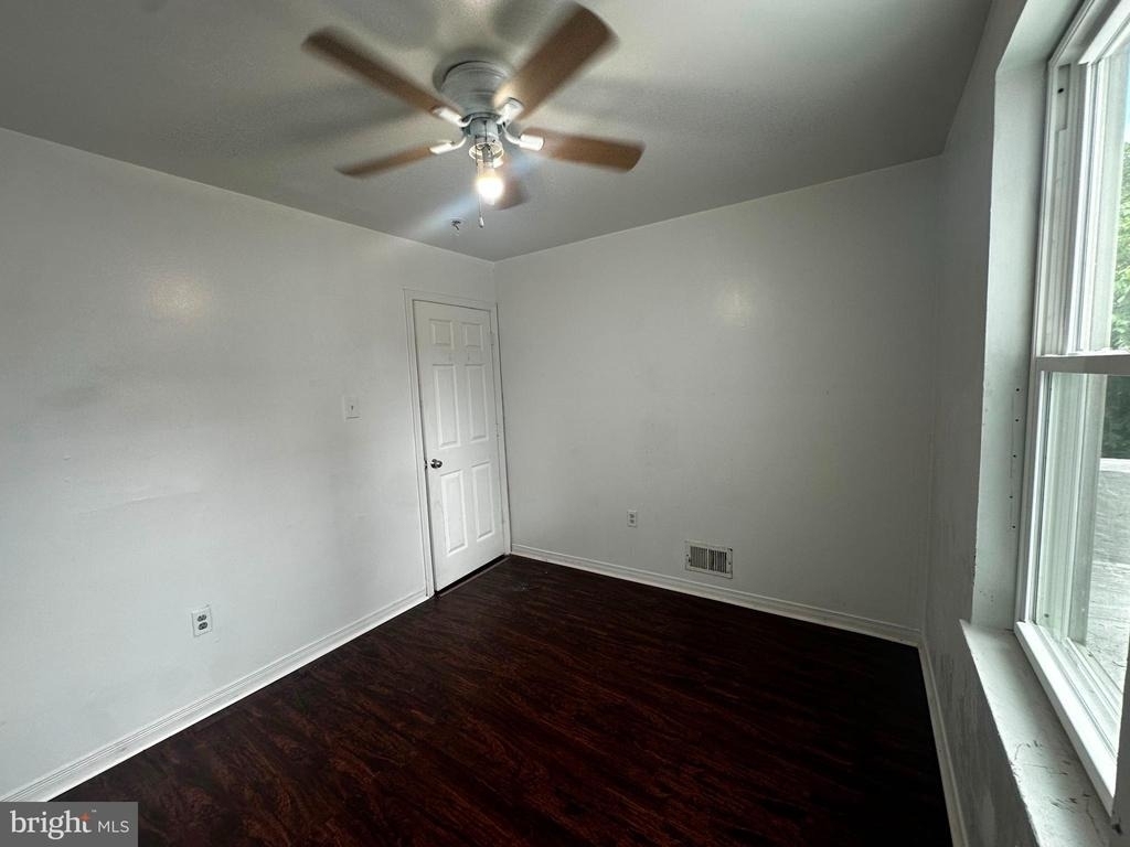 1813 N Gratz Street - Photo 5