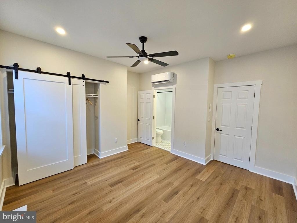 2525 E Madison Street - Photo 8